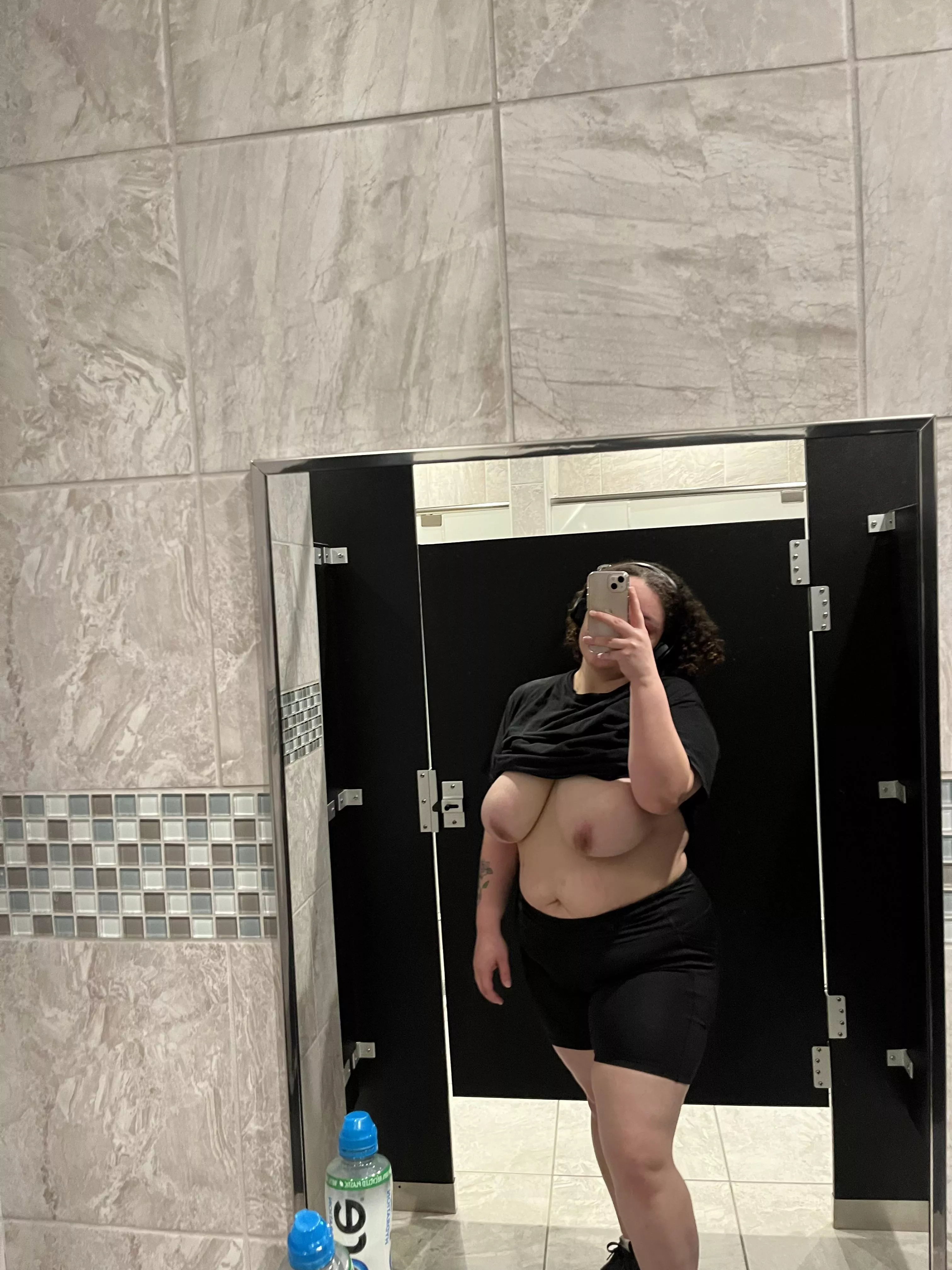 Everyone have a great day😏