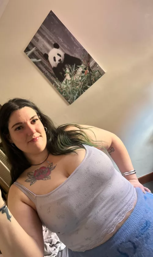 FatGirlsandCropTops🐼