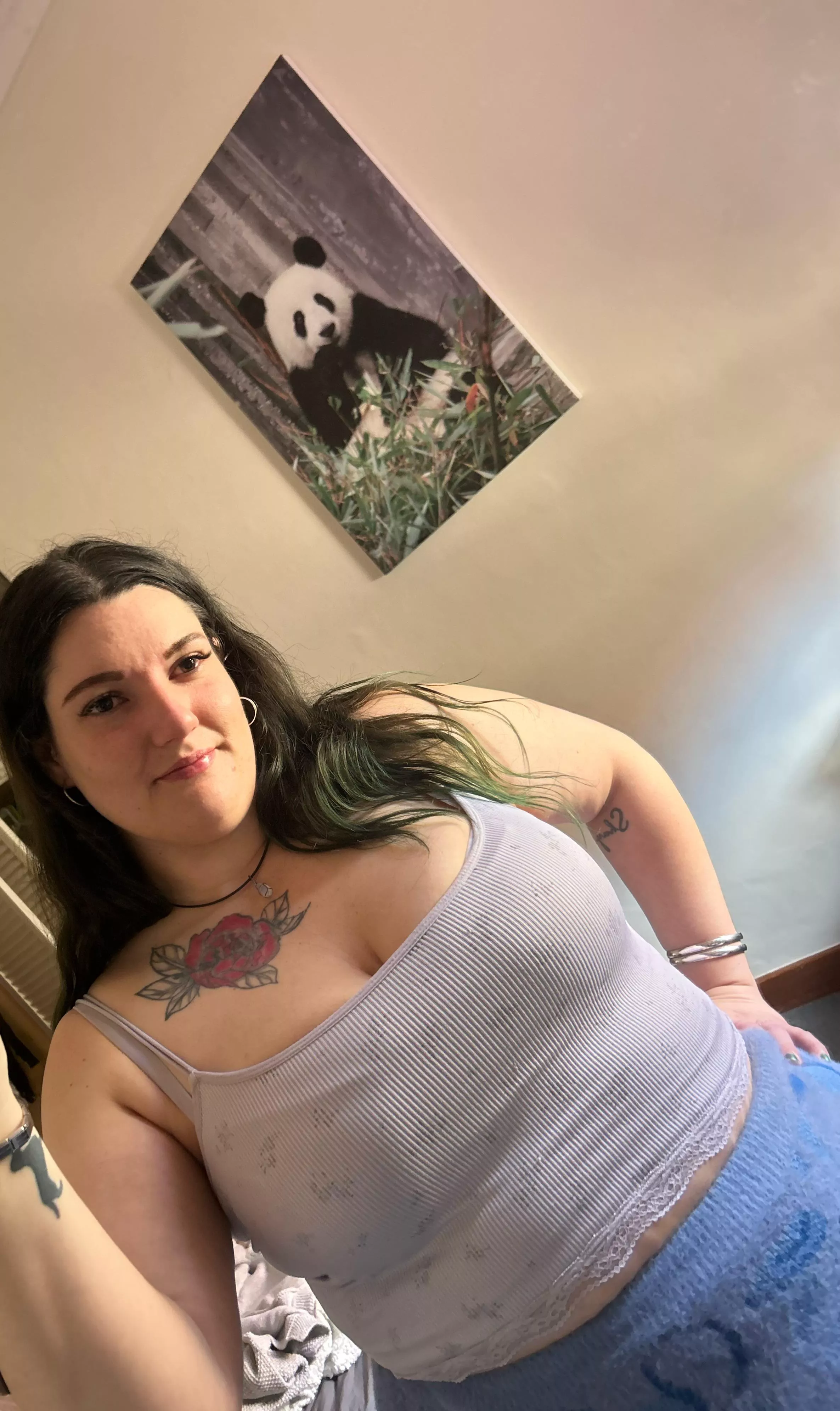 FatGirlsandCropTops🐼