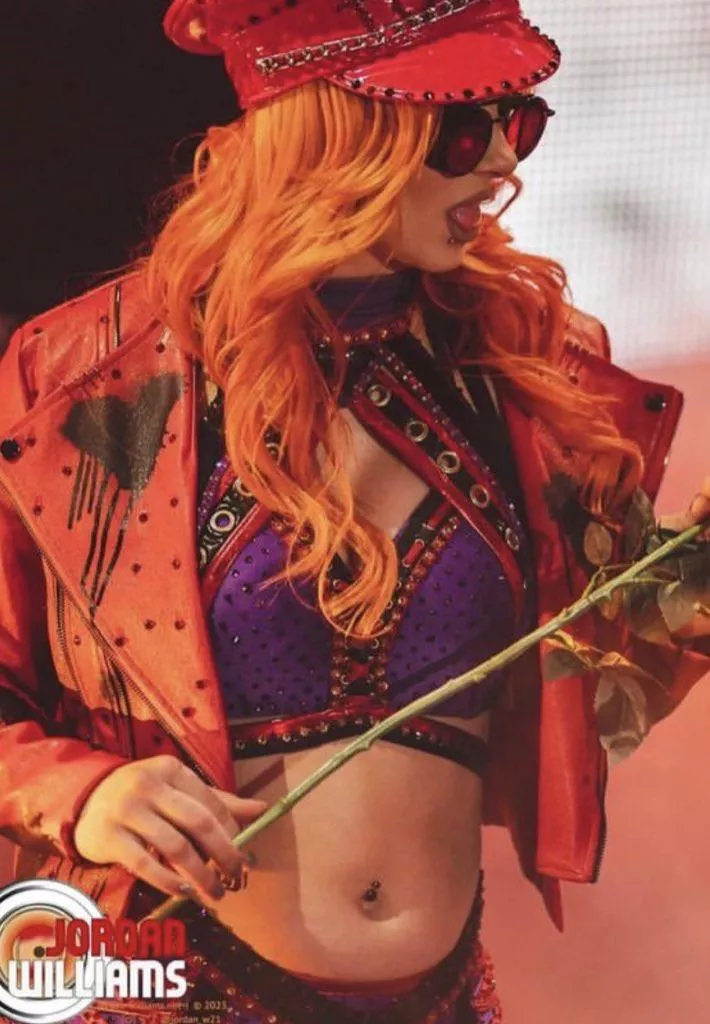 Gigi’s belly is still hot af