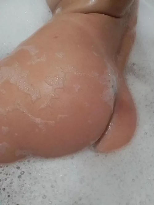 Good morning... let's go take a shower together....