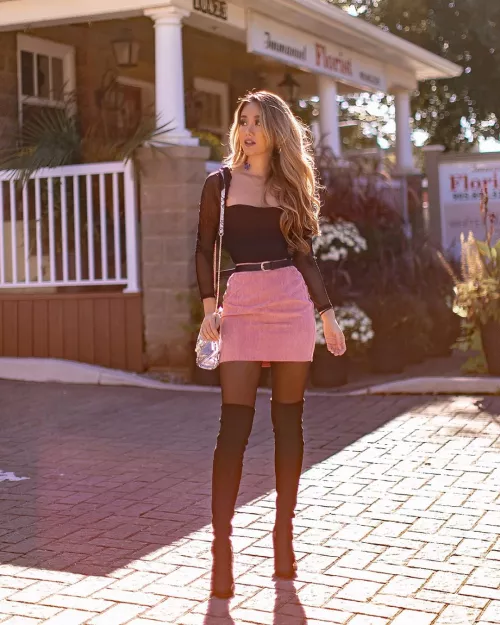 Great look in a pink skirt