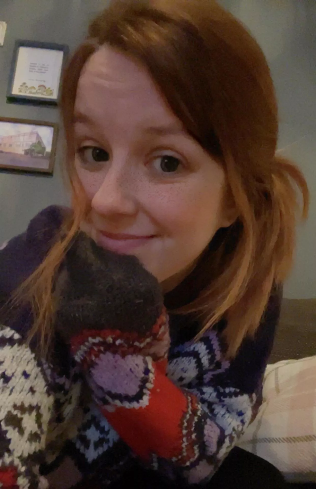 Had such a nice day! Now home and comfy, looking for a show to watch 💕 [F]