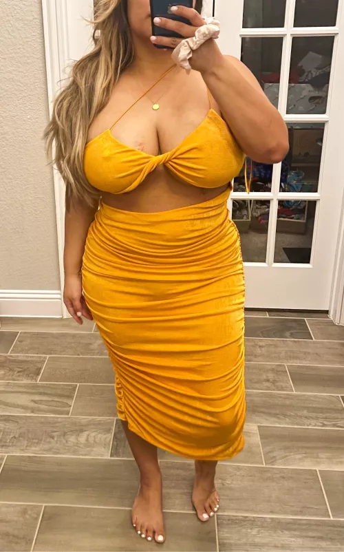 Here’s a photo for all the guys with flat chested wives