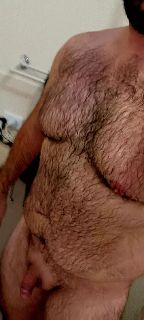 Hey all 👋 is wet chest hair a thing? (38) 🇦🇺