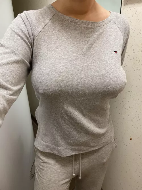 I just want to be comfortable, hopefully nobody will notice :)