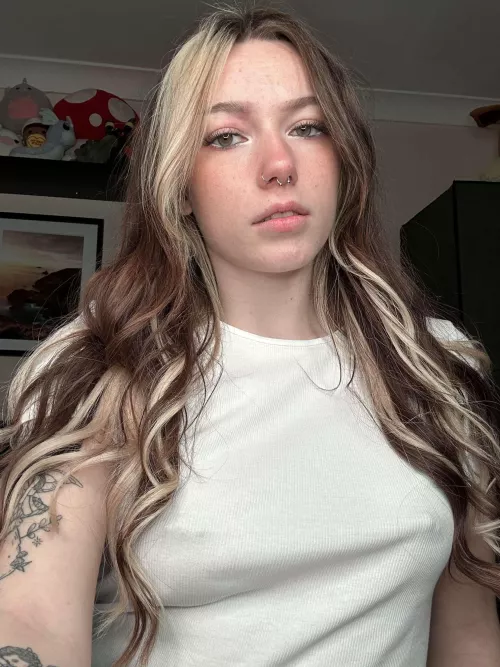 I love catching people looking in public