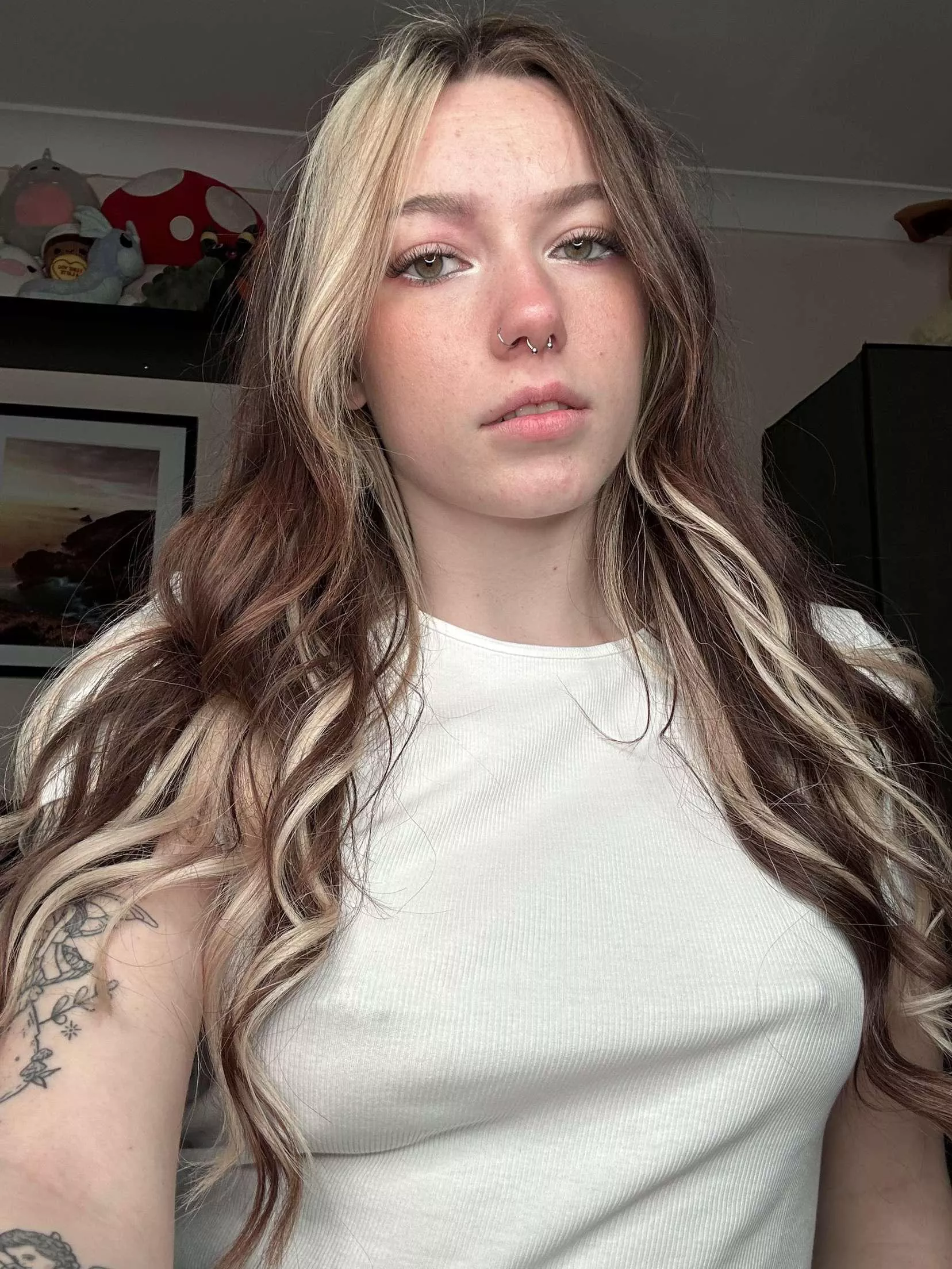 I love catching people looking in public