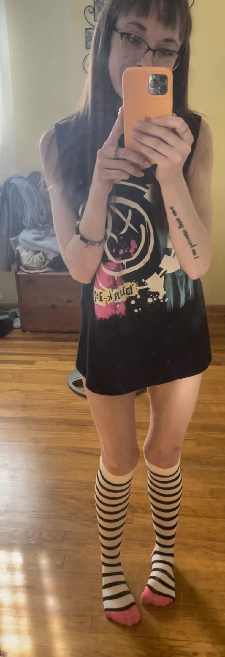 I’ll be your tiny milf toy tonight