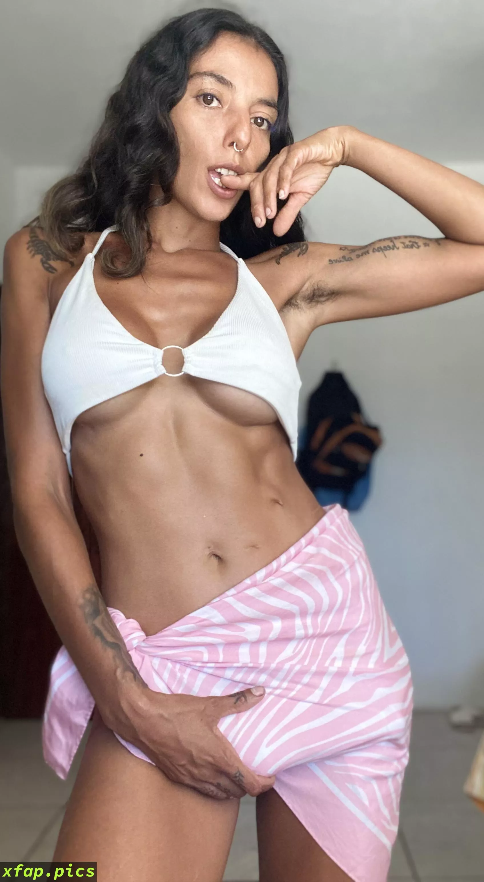 Let’s go to the beach babe !