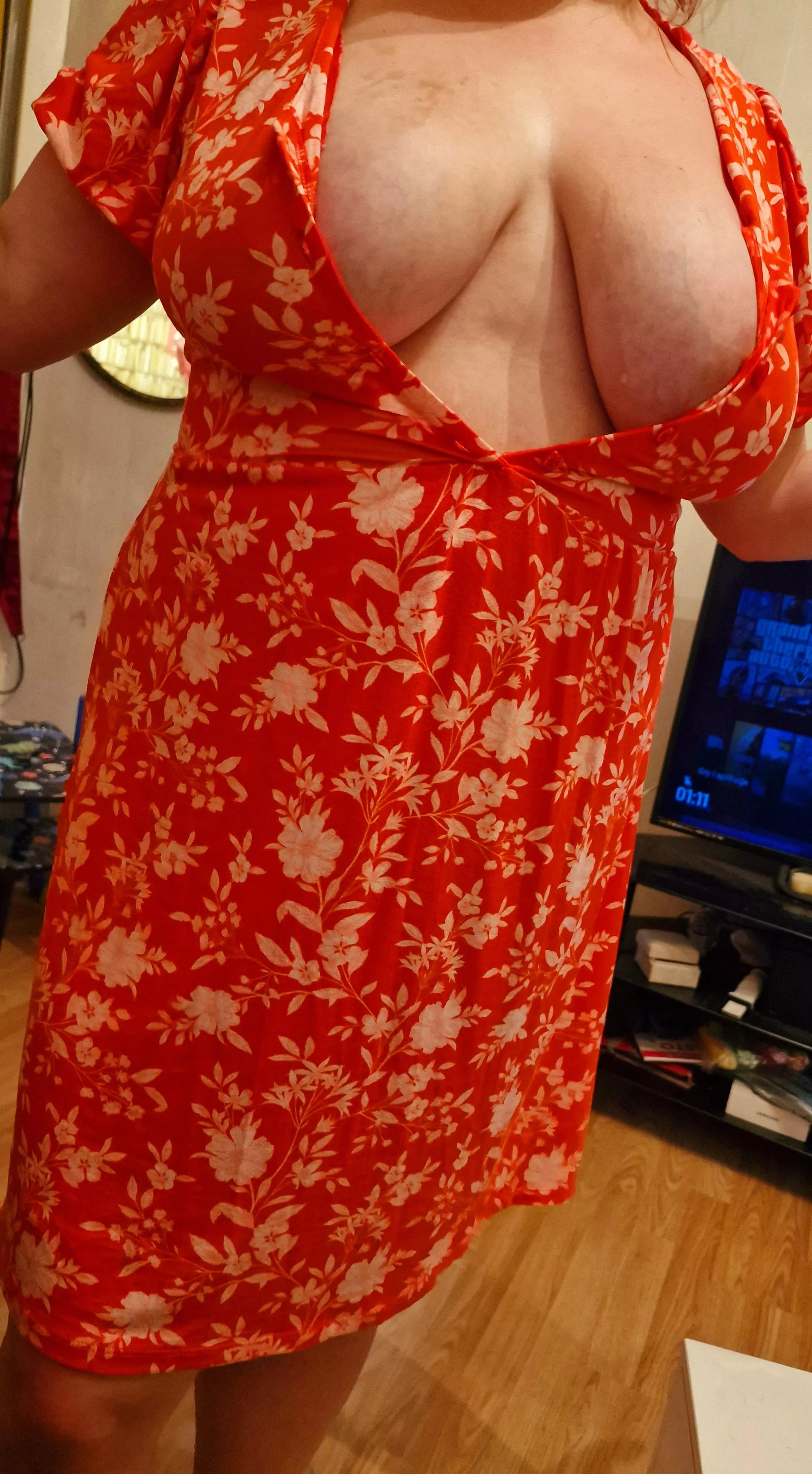 My cleavage is a bit too big sometimes