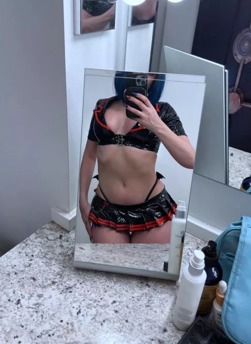 My face expression is a lot better with a dildo up my ass