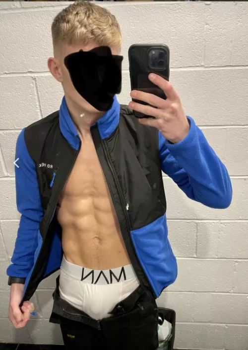 Need someone to serve and please me - who's interested?