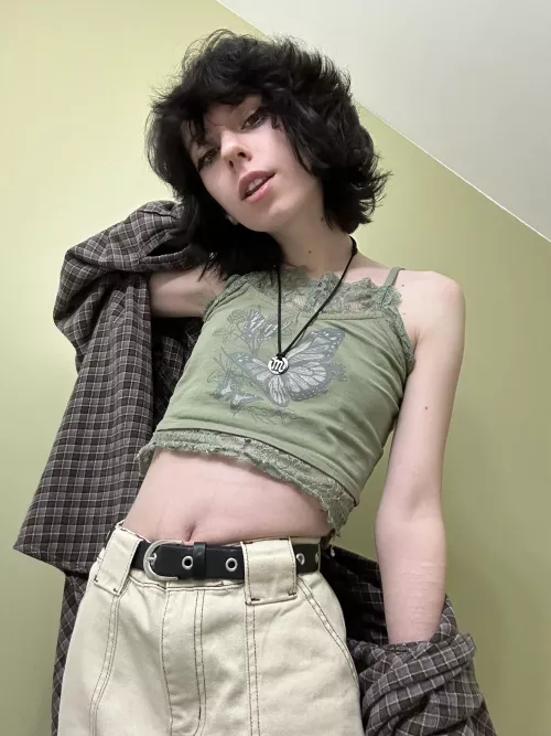 OOTD :> whatcha think r/femboy?