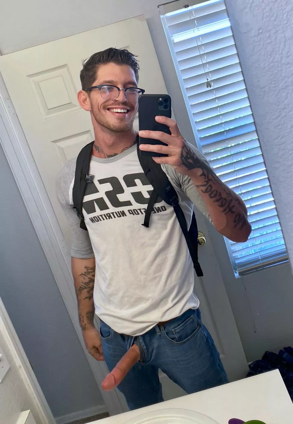 Rare moment where i am fully clothed (almost 😘)