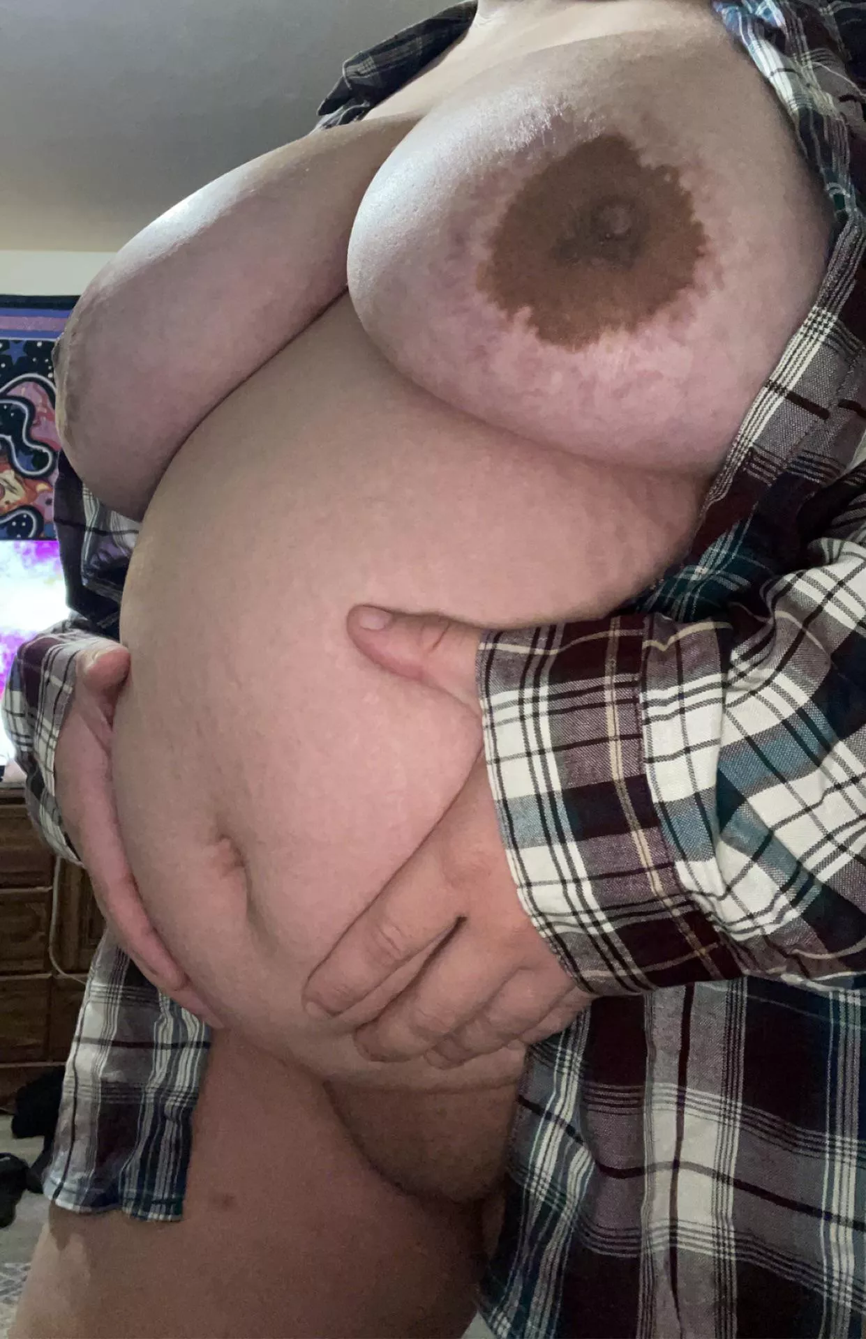 Rate my 20 week pregnant body