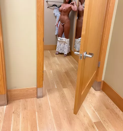 Should I close the dressing room door.