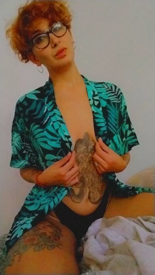 Sleepy monday y'all...thank god for homeoffice