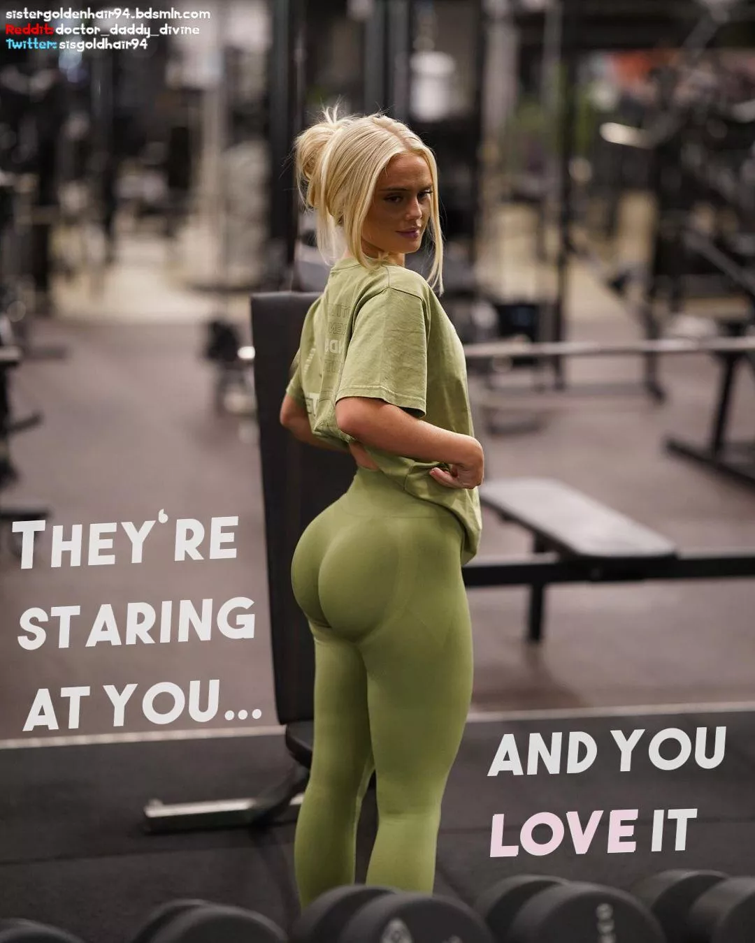 The gym is the best place to show off your 🍑