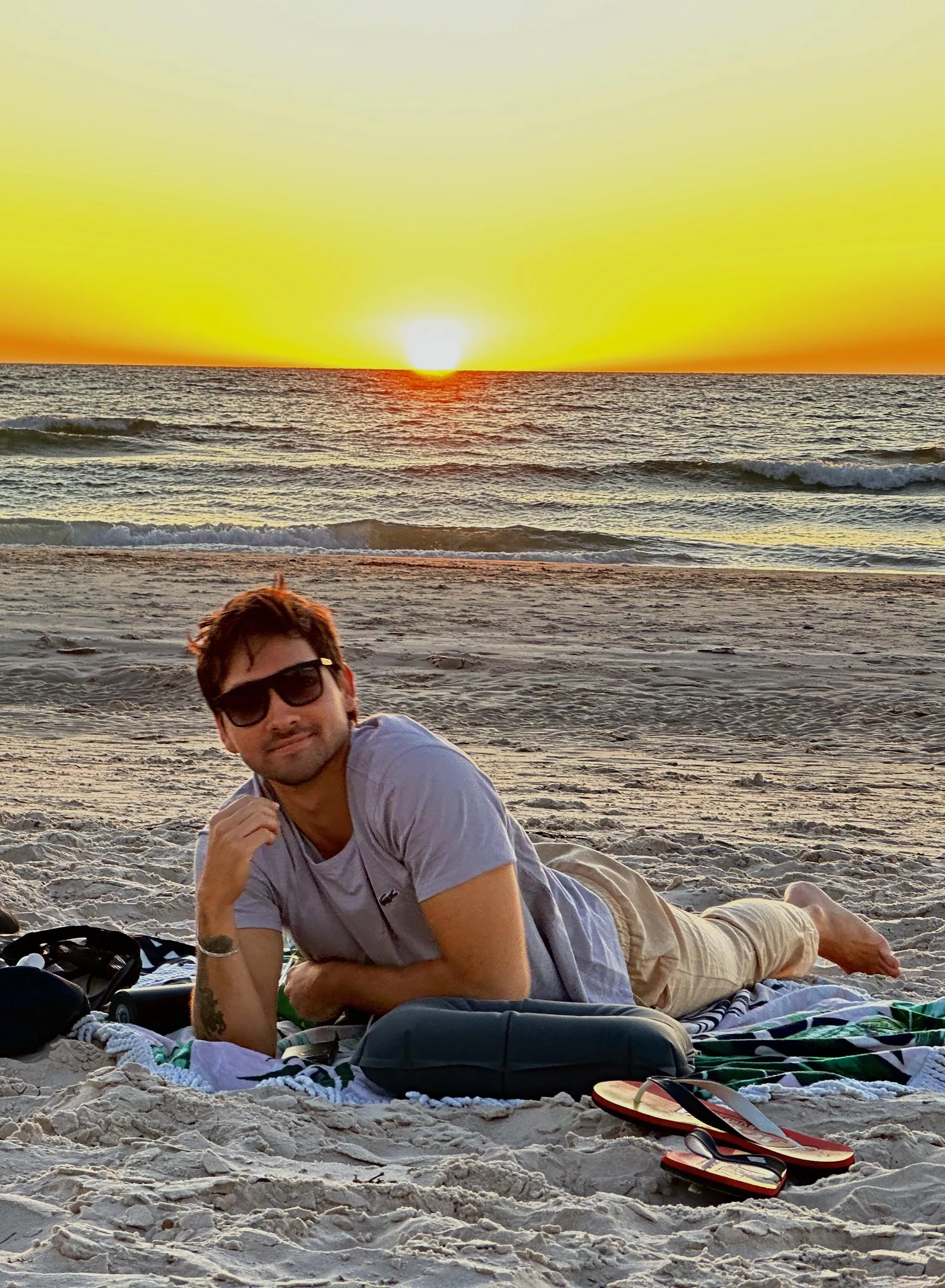 the summer ends in australia so I went to get the last warm sunset 😀