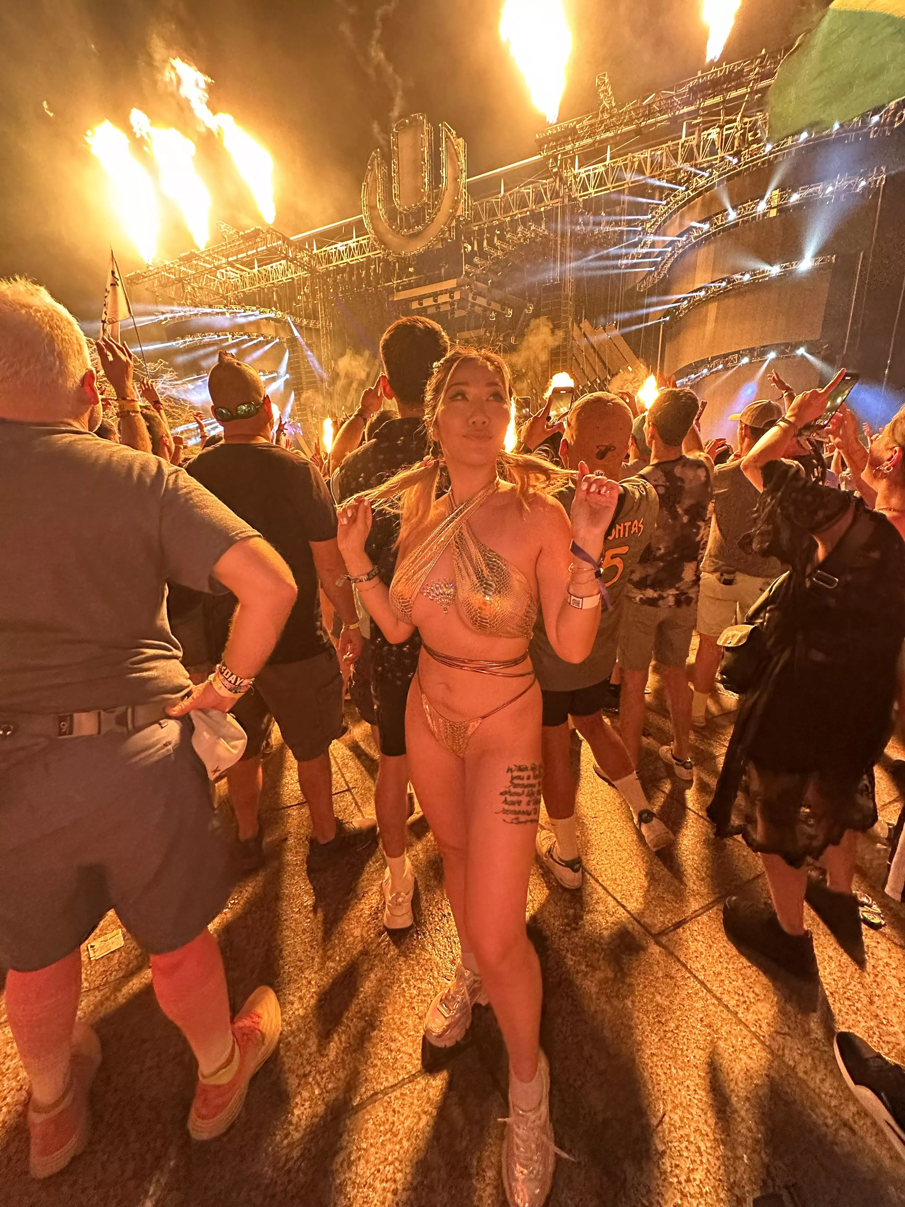 Thinking about how I want you to pull my hair instead