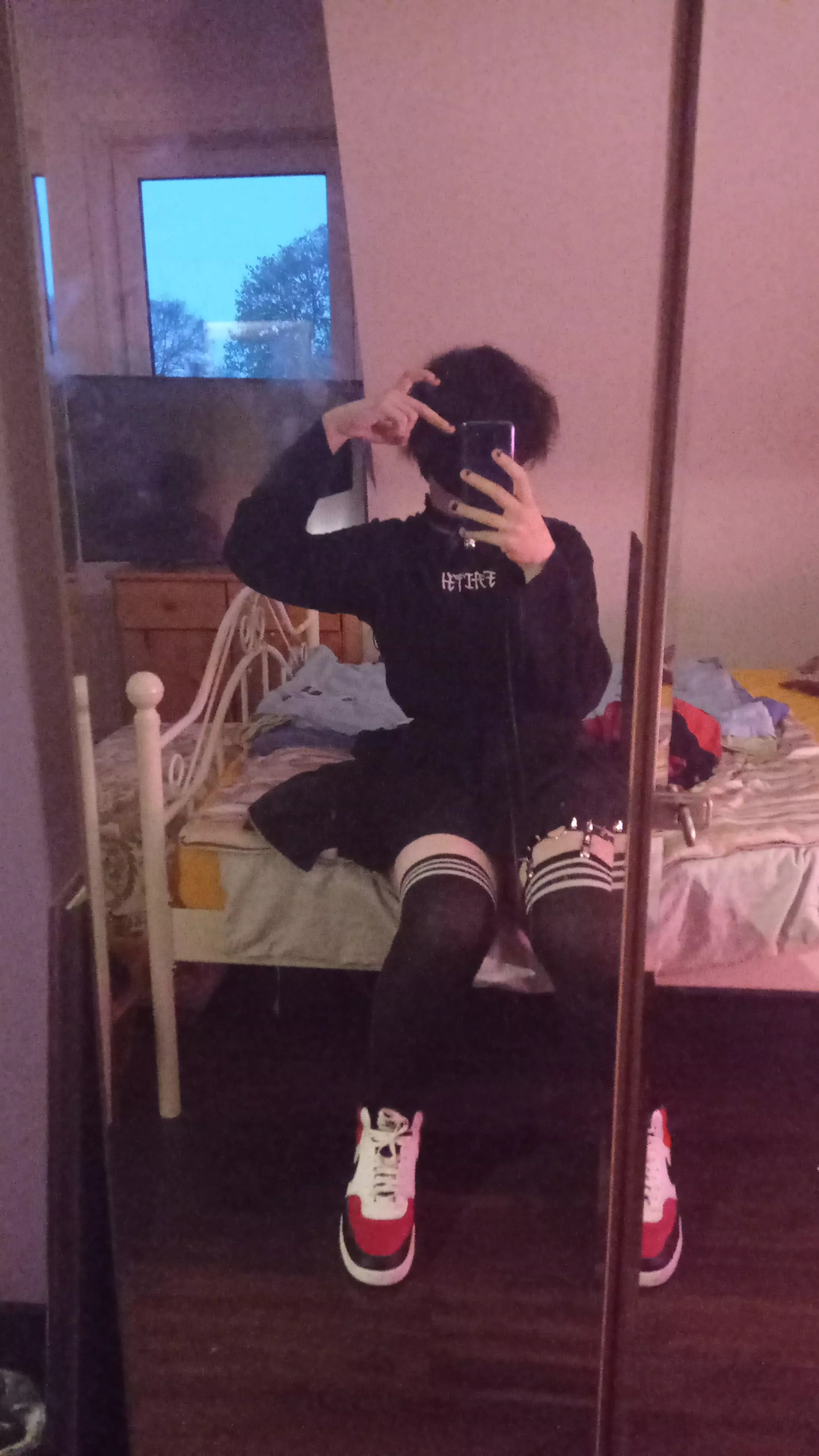 This is a robbery, give me all your upvotes>:3