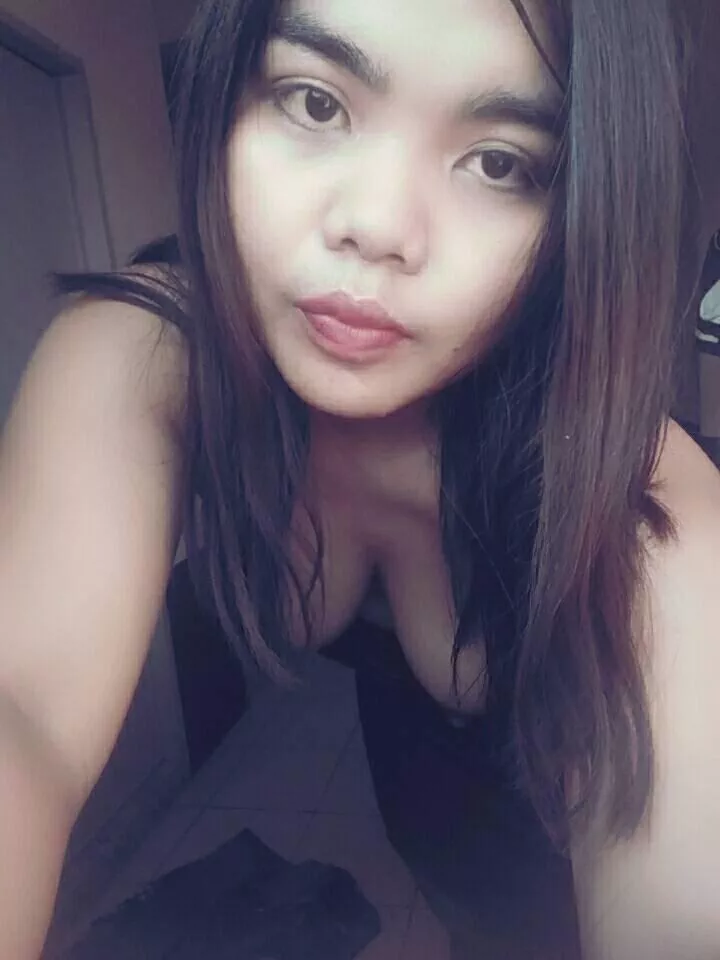 Tropical Thai girl 😝