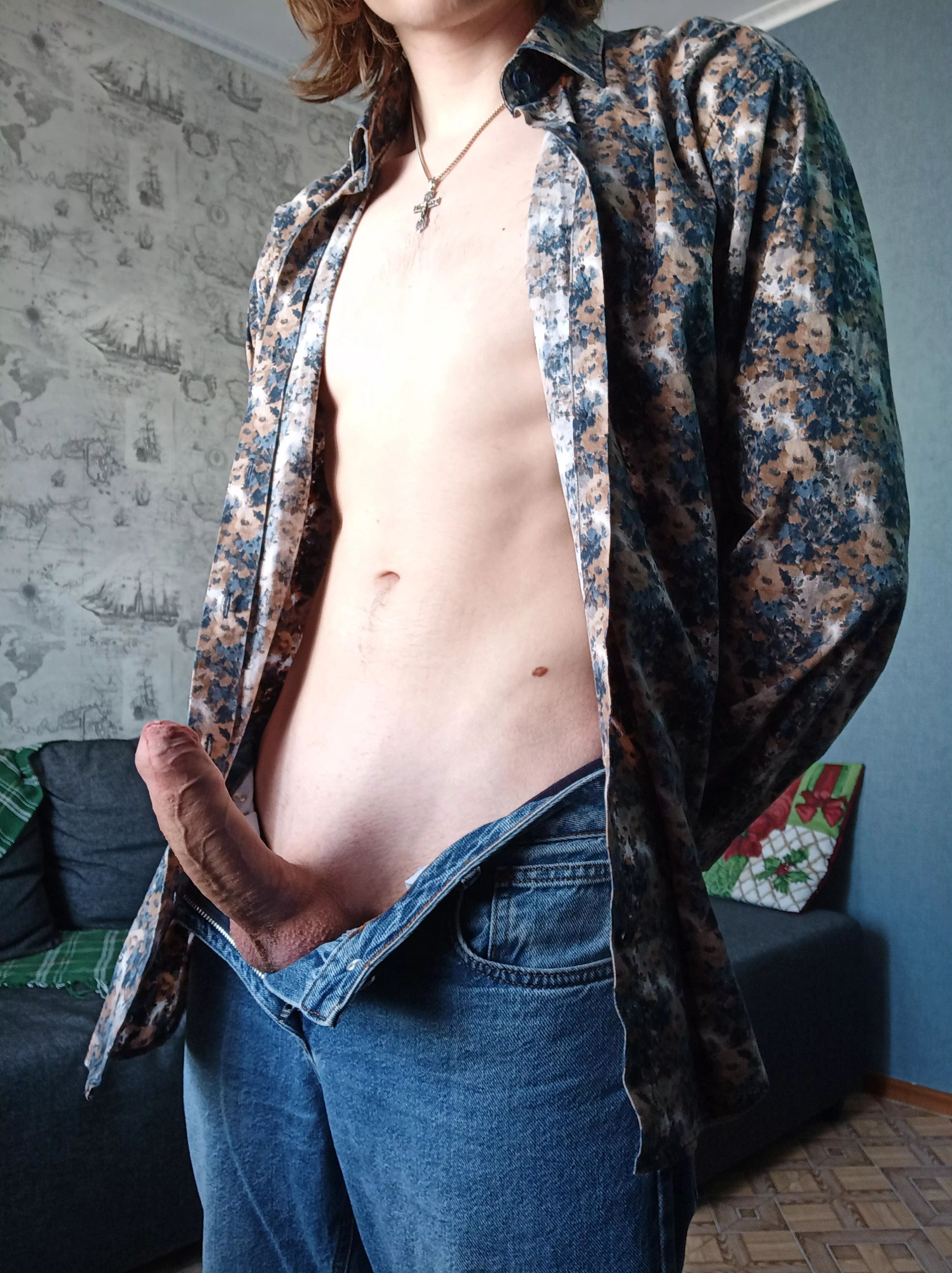 Wanna suck your bro before classes?