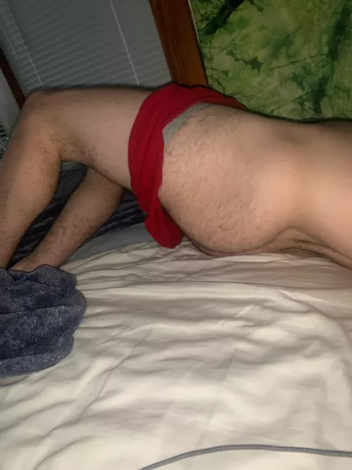 20 m. Frat hockey player with fat ass. INDIANA. Dm for snap