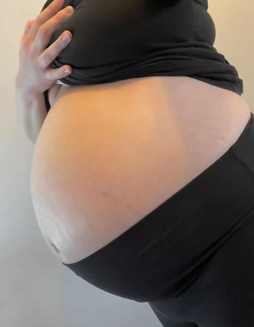 27 week belly and already feeling full as if Im at term!