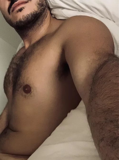 33yo sexy hairy italian stud. send face with age & location to get added. d_thestud1989
