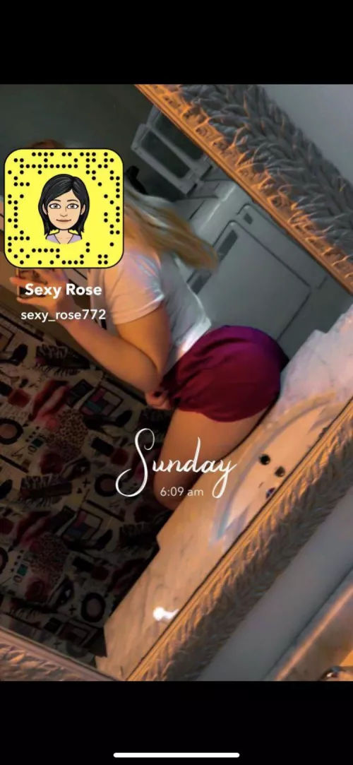 Add me on snap for🍑