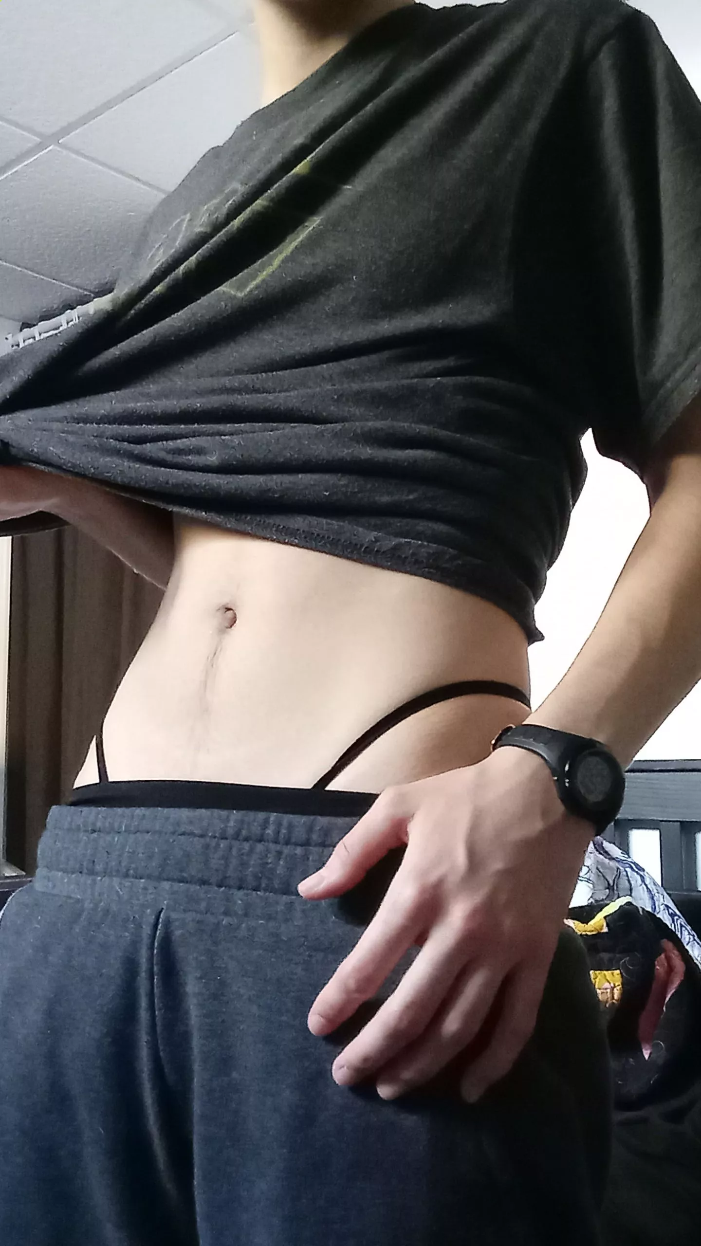 bois in thongs anyone?