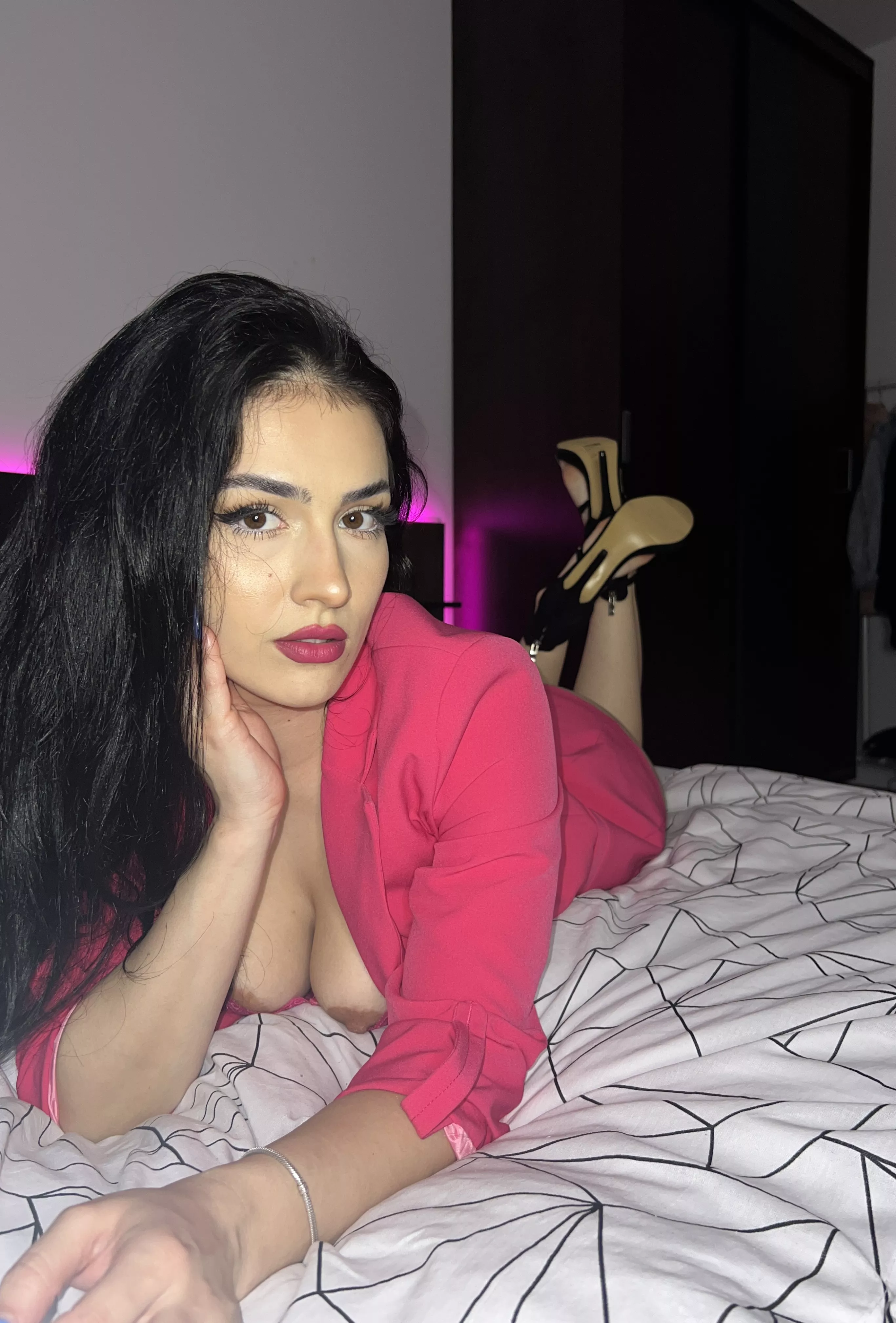 Bury your dick between these