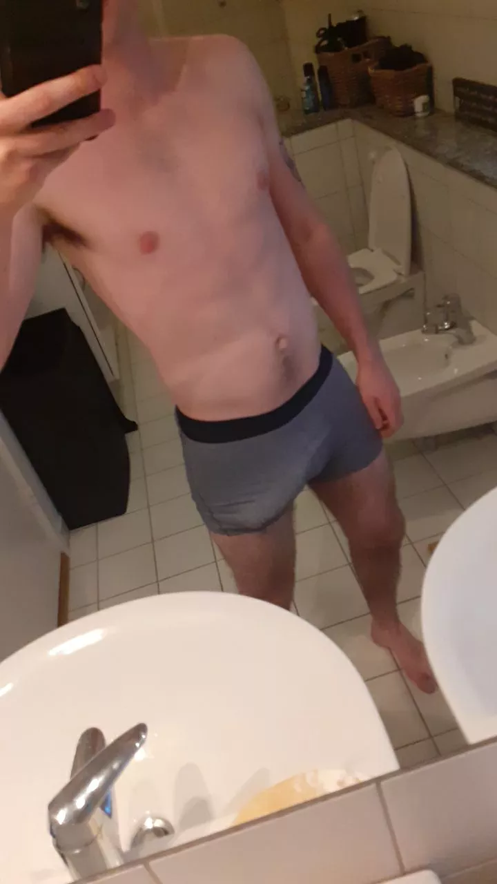 Can't sleep, message if u think u can help!