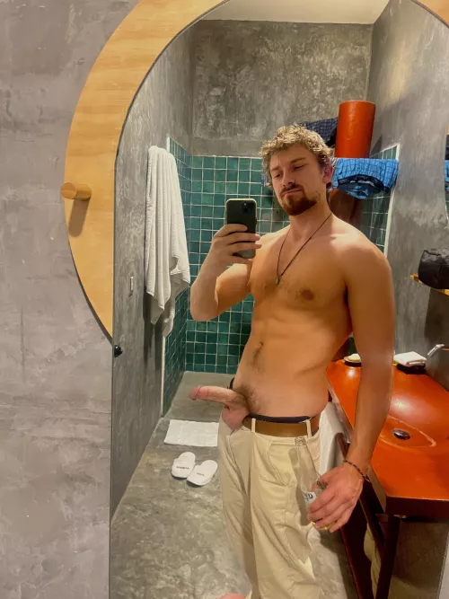 Come drink this beer bro