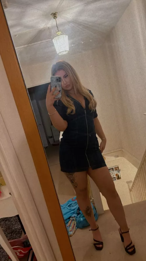 Come here, i have something to show you