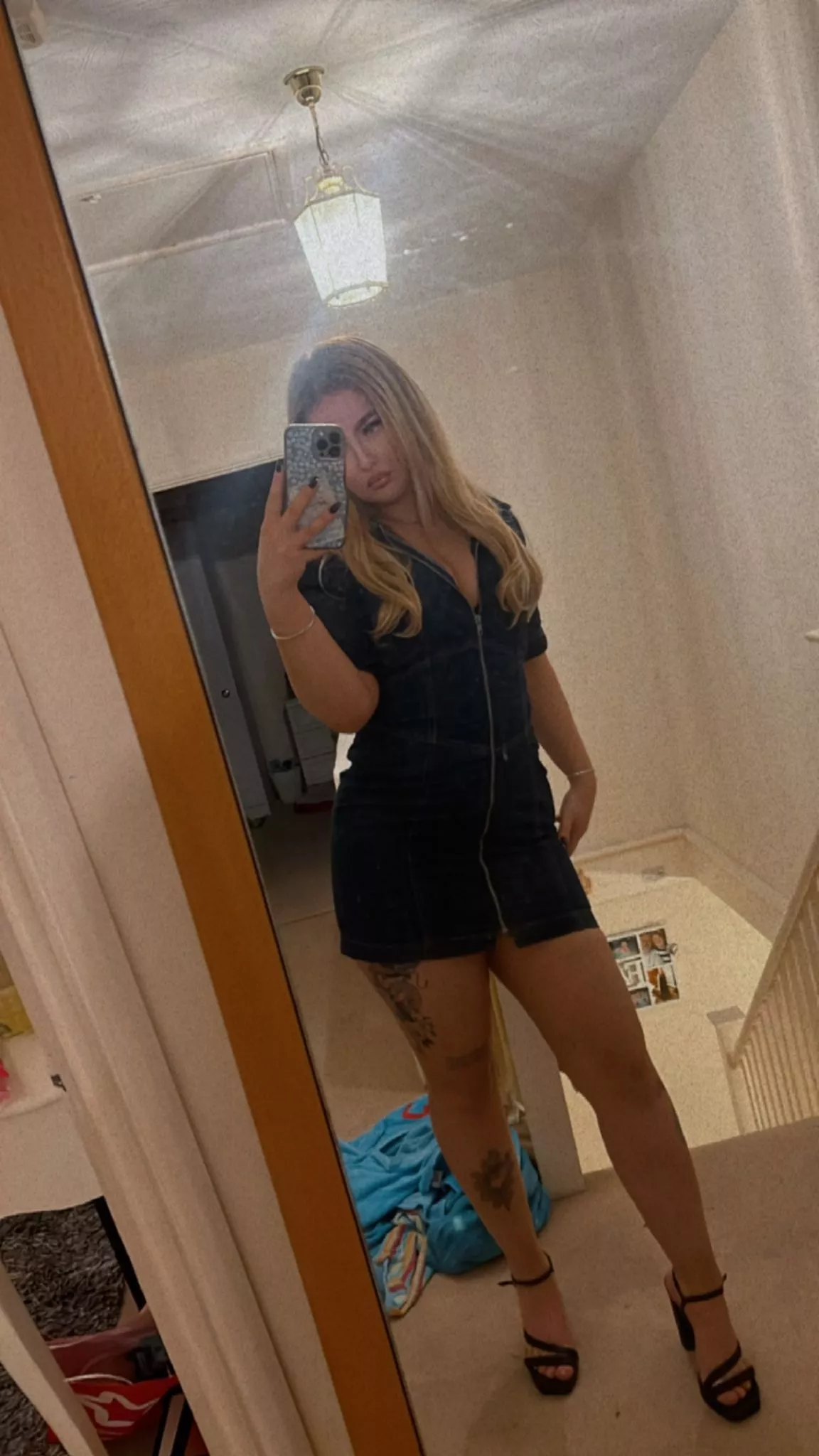 Come here, i have something to show you