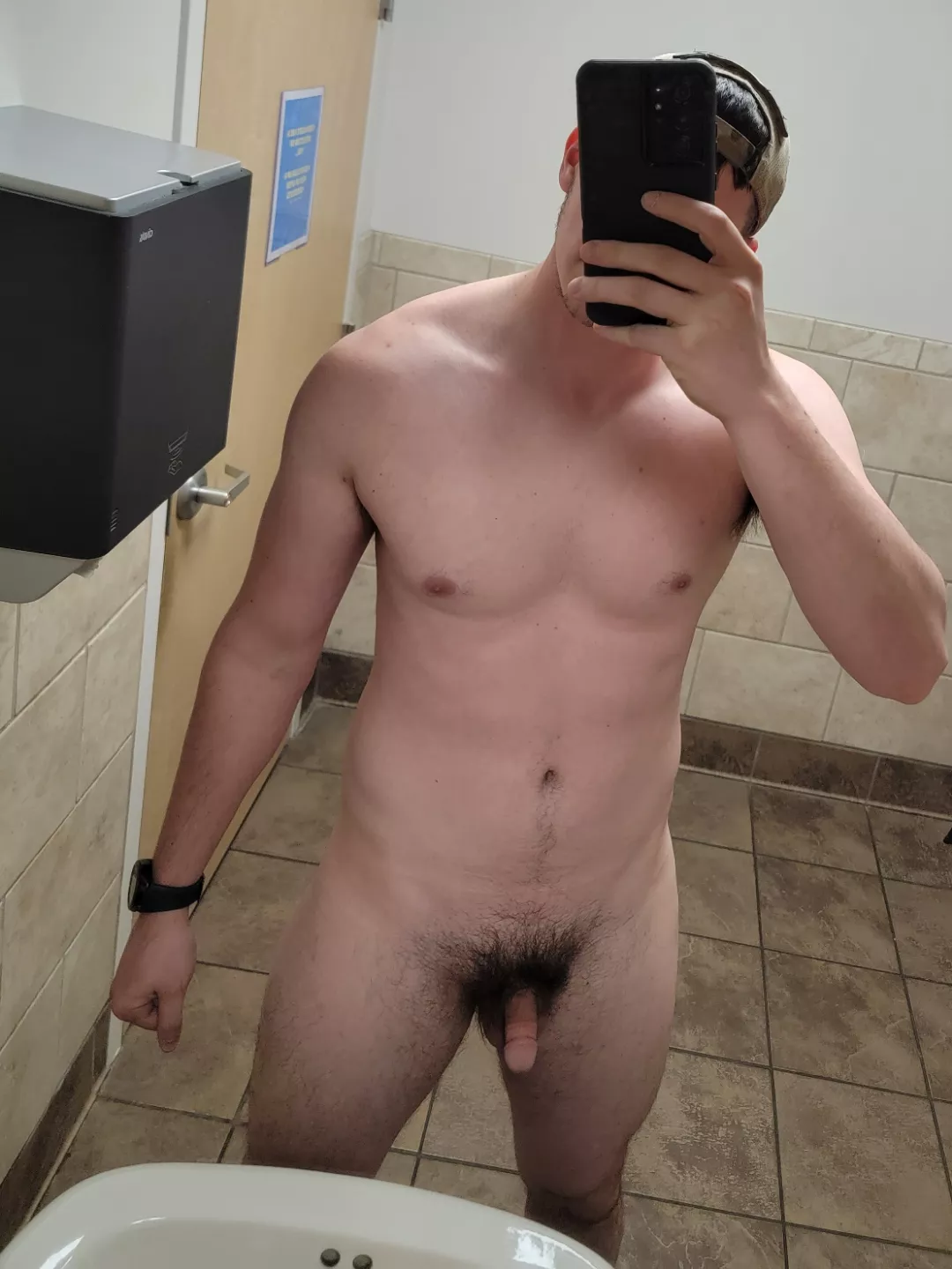 Don't forget to take your pre-workout, it makes you extra tingly😉