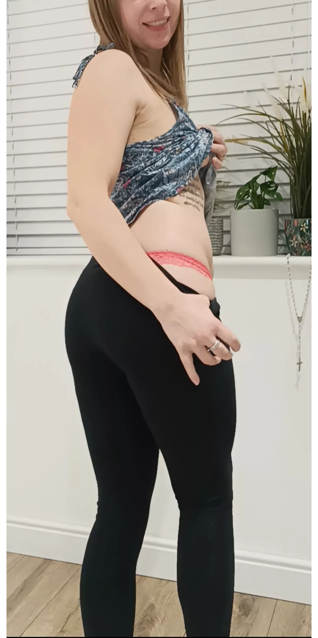 [f] love showing off a little by little.