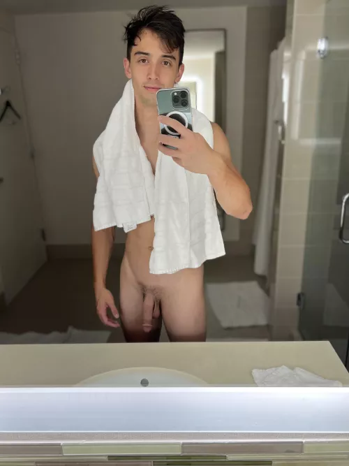 Fantasy: Free upgrade to the Honeymoon Suite.