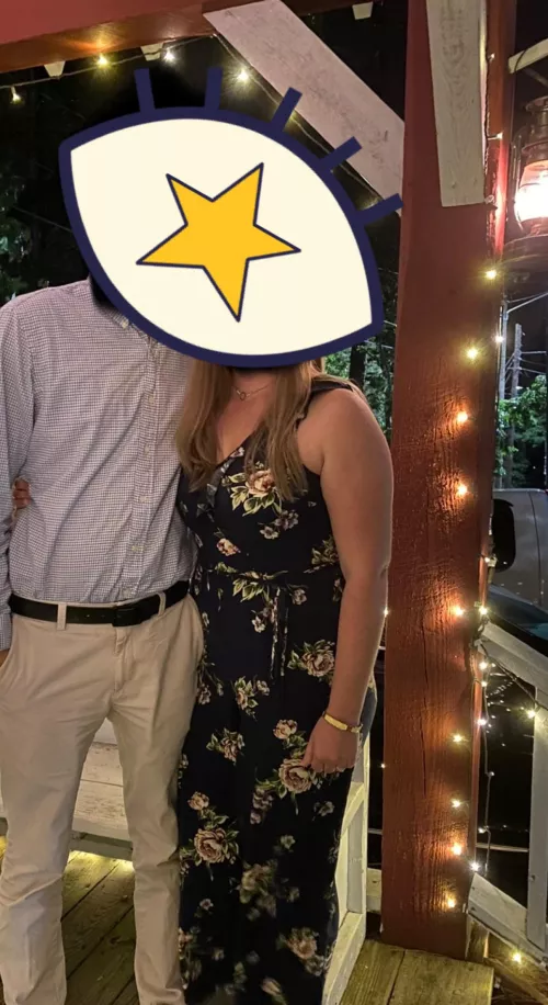 Hi friends! Mid-20’s couple here. New to Reddit but not to the lifestyle. Would love to meet likeminded friends!!💛