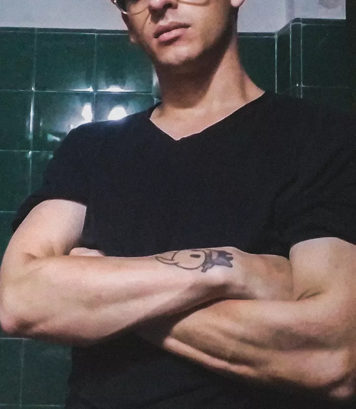 I savour your enticement when you look at me