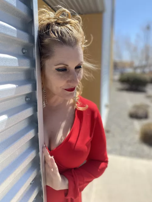 “It takes more than six inches to reach a woman’s soul.” ~ Jonny Ox