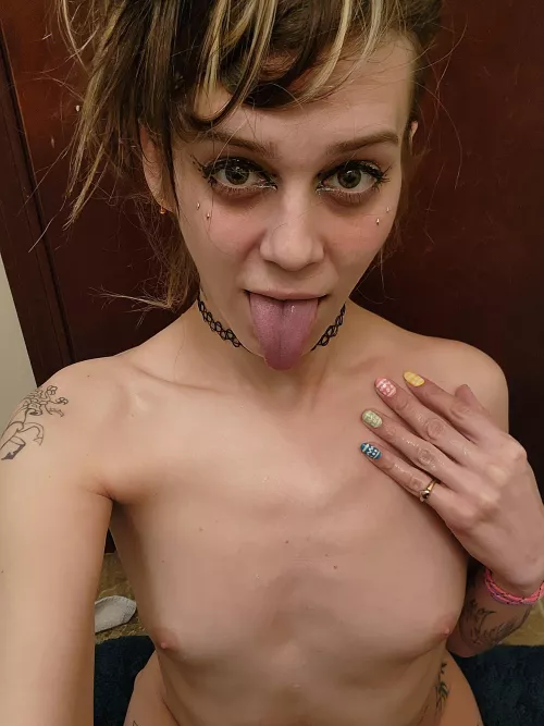 On my knees where I belong 🥵