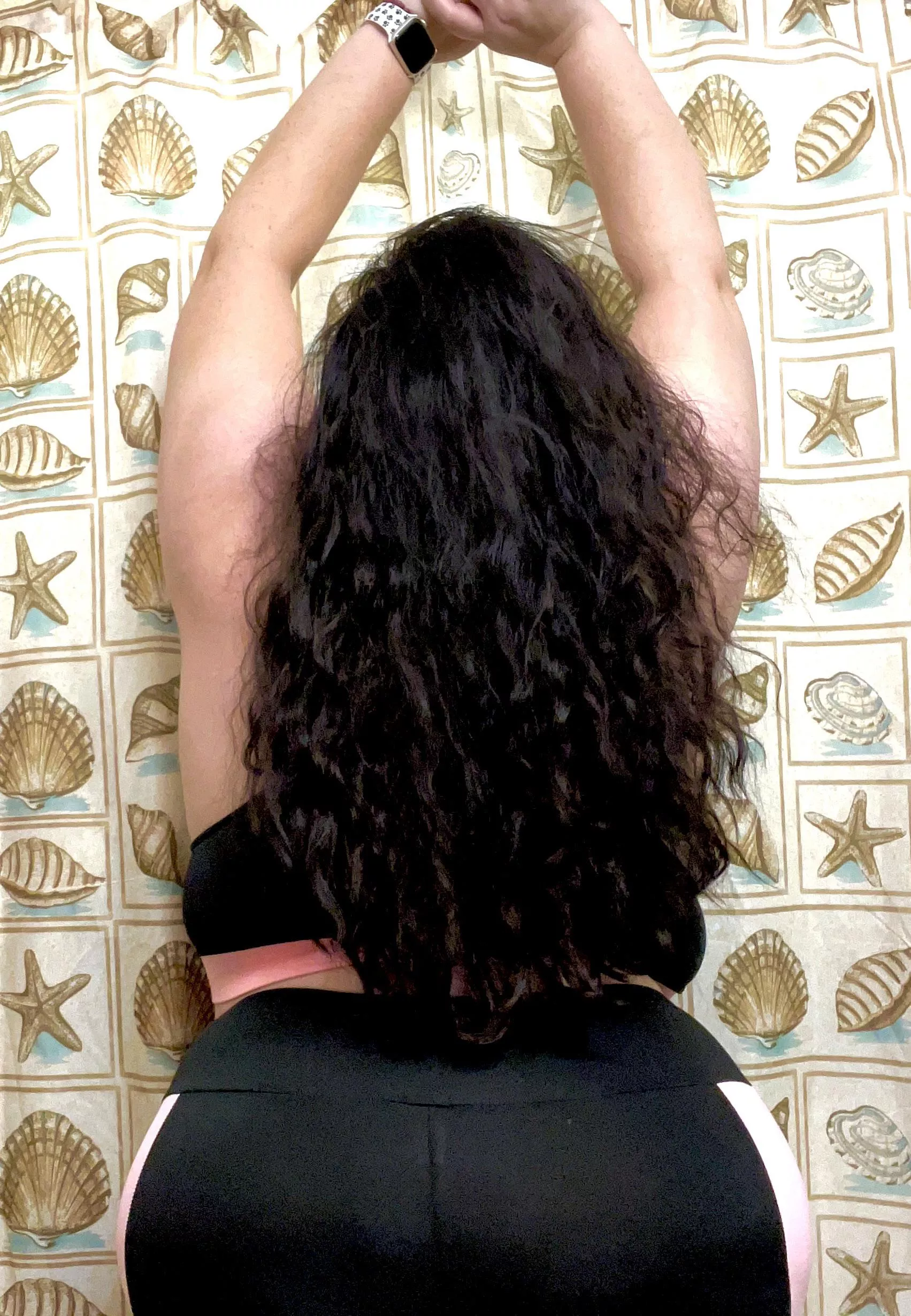 pull my hair and smack my ass 😇