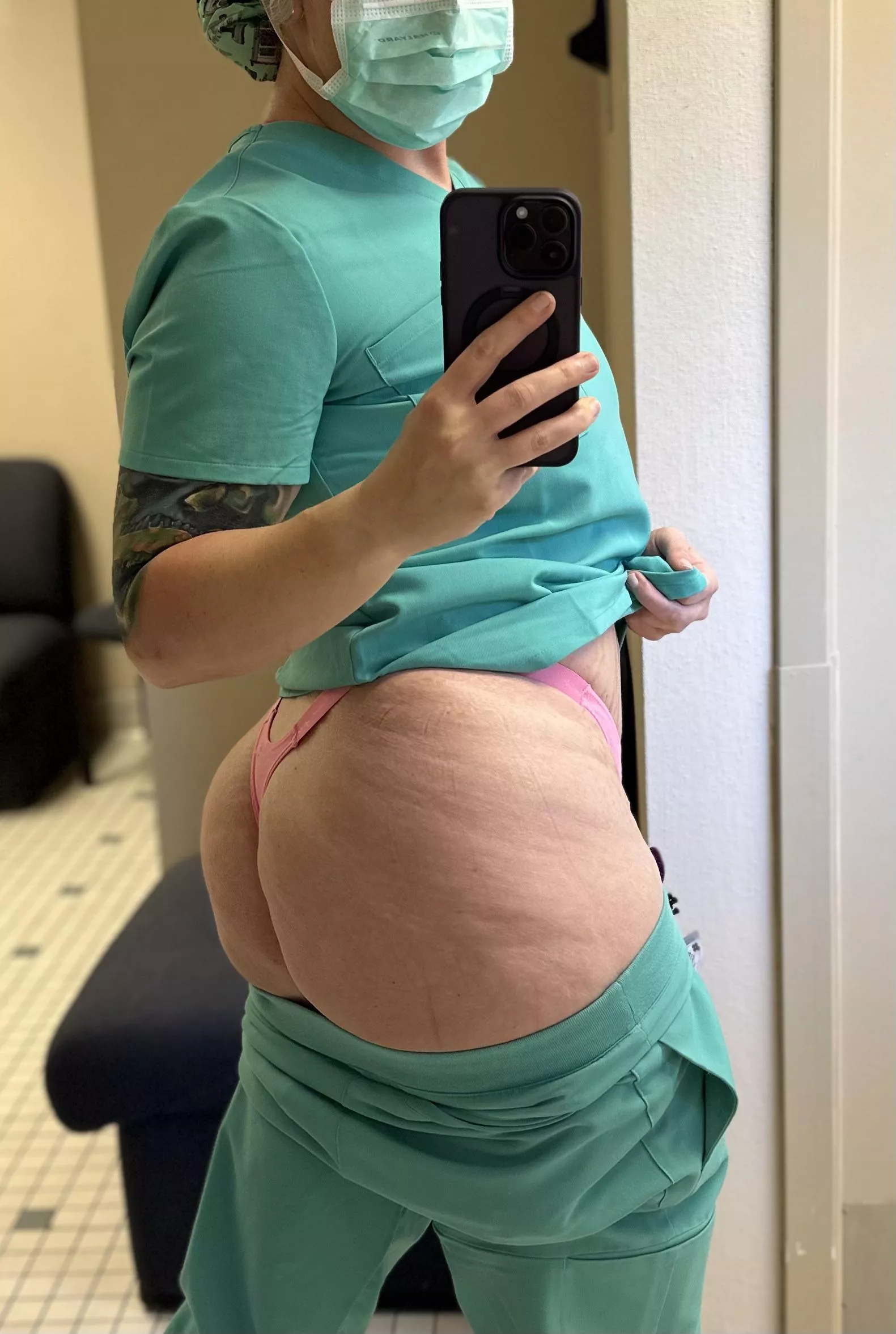 Side of cake anyone?😏