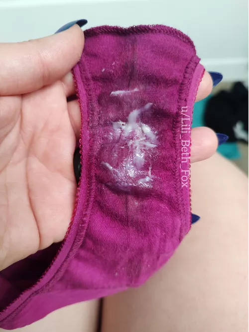 So dirty after just one day! [Selling] Booking April wears now!
