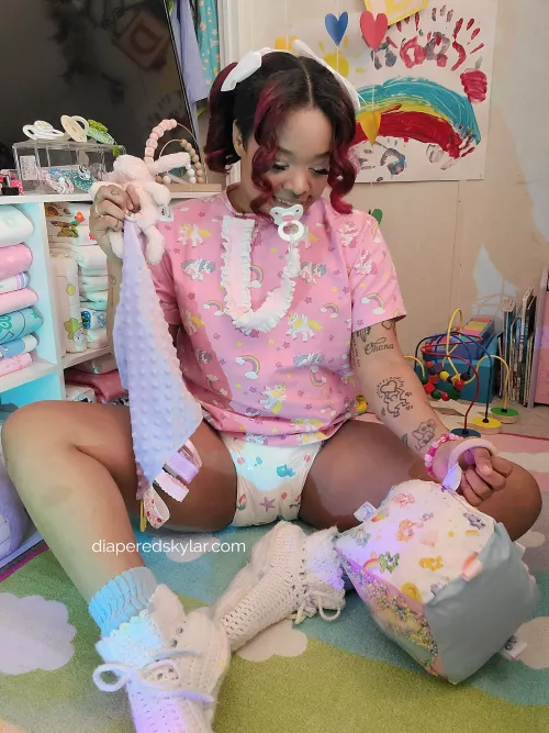 So glad to be back in my nursery after CAPcon! 💕✨️🦄🌈