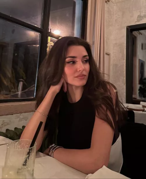 Turkish beauty Hande Ercel